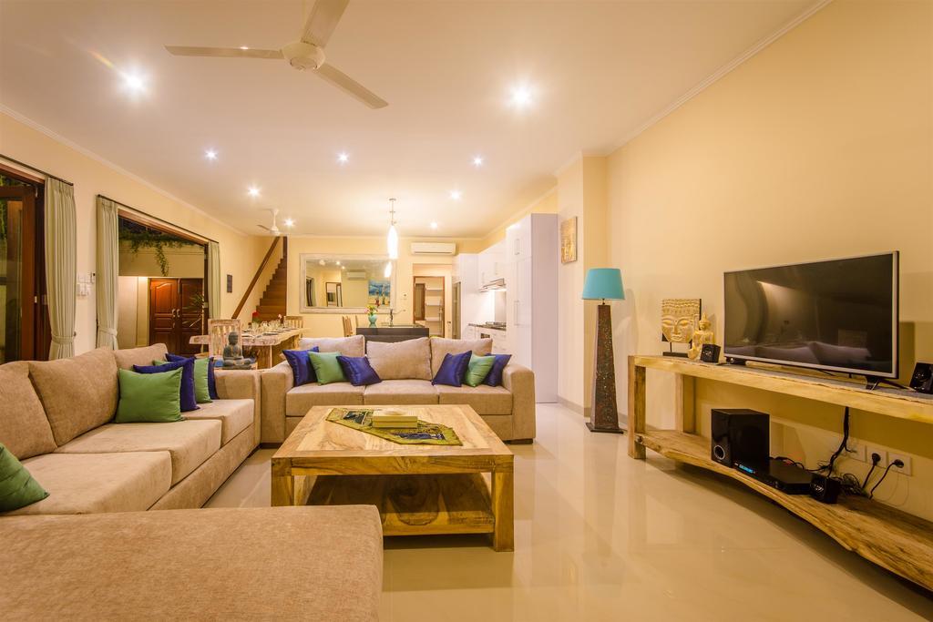 Villa Tepi Sungai Legian  Room photo