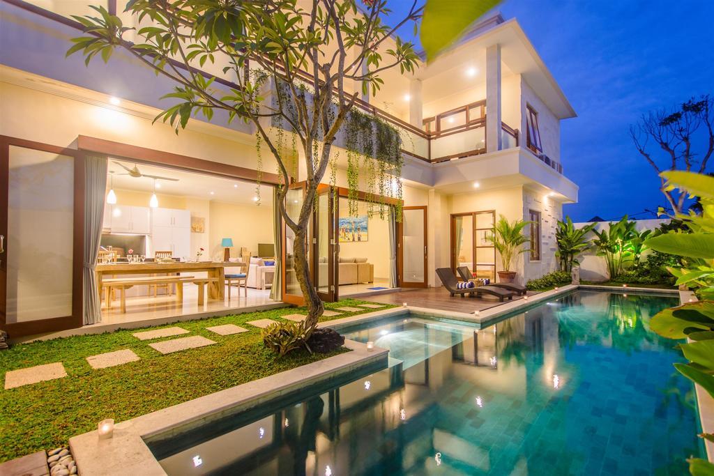 Villa Tepi Sungai Legian  Room photo