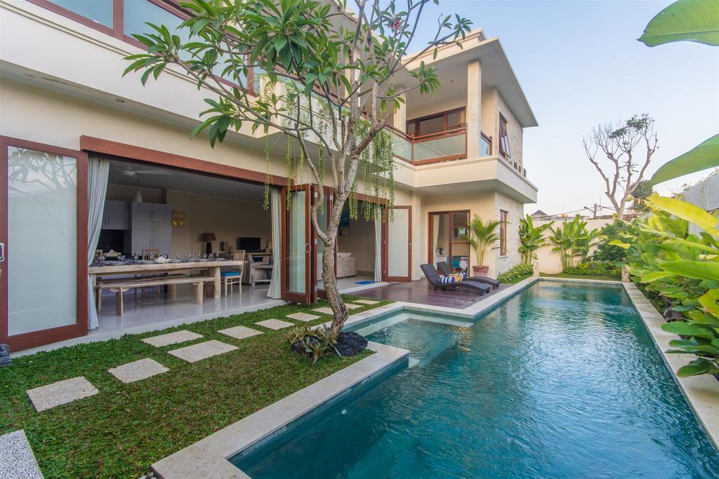 Villa Tepi Sungai Legian  Room photo